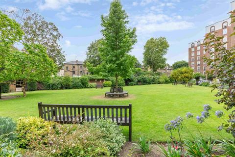 3 bedroom flat to rent, North End House, Fitzjames Avenue, London, W14