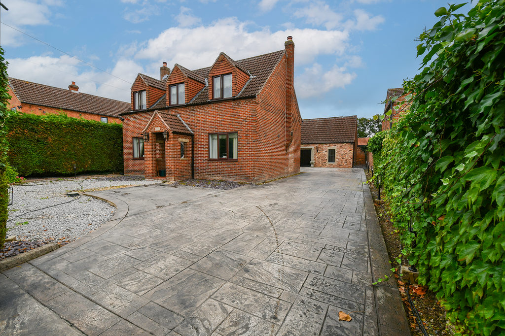 Church Lane, Fishlake DN7 2 bed detached house for sale £315,000