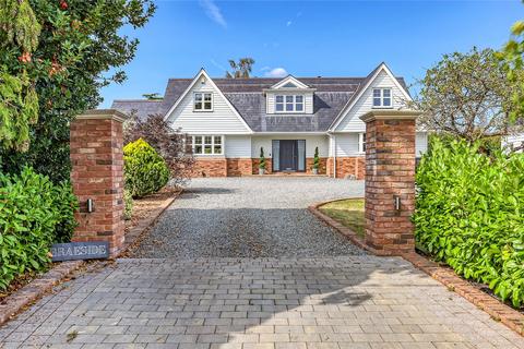 4 bedroom detached house for sale, South Hanningfield Road, Rettendon Common, Chelmsford, CM3