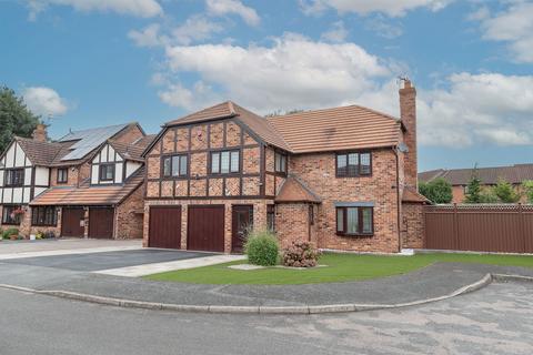 5 bedroom detached house for sale, Iona Road, Leicester LE7