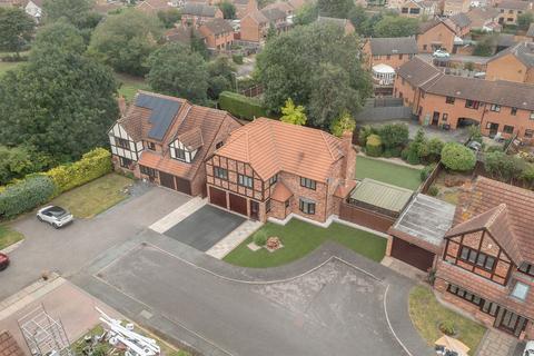 5 bedroom detached house for sale, Iona Road, Leicester LE7