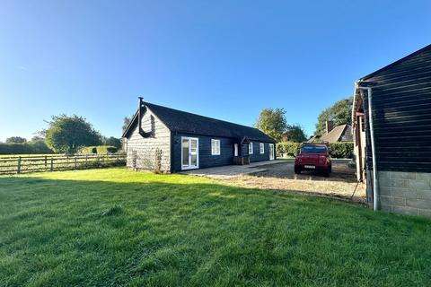 2 bedroom barn conversion to rent, Lady Rose Meadows 40 Chipperfield Road, Bovingdon HP3