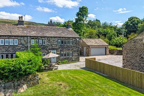 Running Hill Lane, Dobcross, Saddleworth, OL3