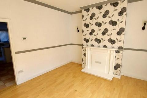 2 bedroom terraced house to rent, Gilmour Street, Middleton, Manchester, M24 1BS