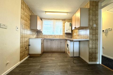 3 bedroom maisonette to rent, Lytchet Way, Enfield