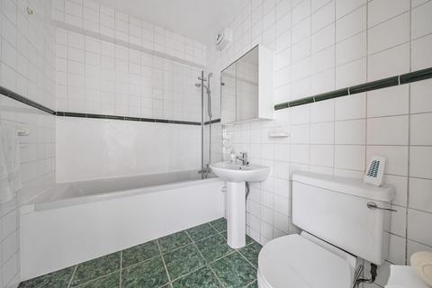 Studio for sale, Hazelmere Road, Queens Park