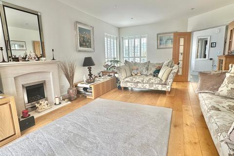 4 bedroom detached house for sale, Waters Edge, Milford on Sea, Lymington, Hampshire, SO41