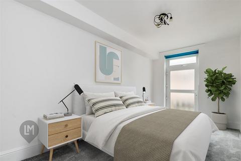 undefined, Lydney Close, London