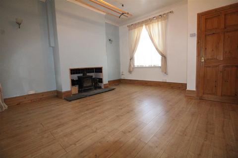 2 bedroom terraced house to rent, Kimberley Street, Thornhill Lees, Dewsbury