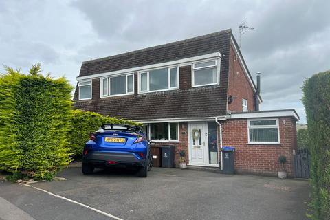 25 Lorien Close, Leek, ST13 8NY