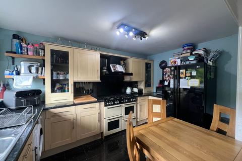 25 Lorien Close, Leek, ST13 8NY