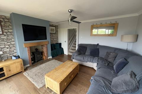 25 Lorien Close, Leek, ST13 8NY