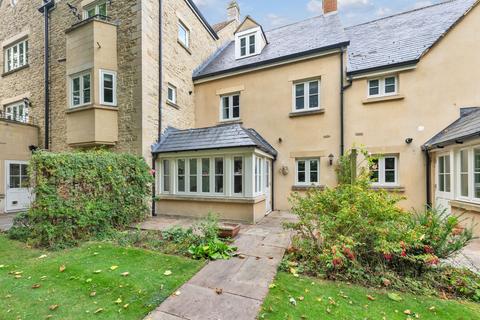 3 bedroom terraced house for sale, Church Green, Witney OX28