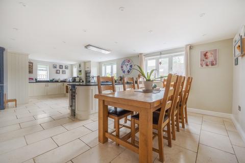 5 bedroom detached house for sale, Busbys Close, Clanfield, Bampton, Oxfordshire, OX18