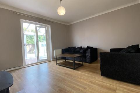 5 bedroom house share to rent, Room 2, Beechen Drive, Bristol, BS16