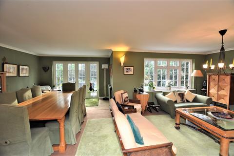 4 bedroom detached house for sale, The Common, Stanmore HA7