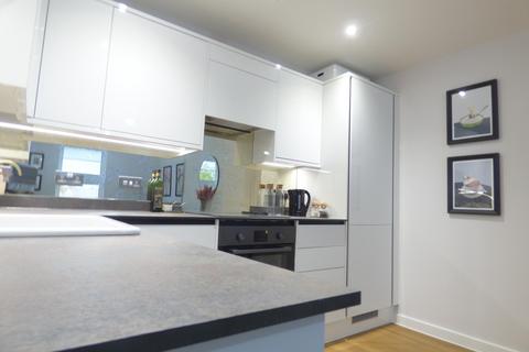 1 bedroom flat for sale, 8 Ingrave Road, Brentwood, CM15