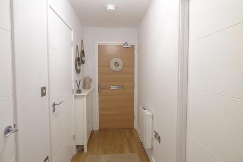 1 bedroom flat for sale, 8 Ingrave Road, Brentwood, CM15