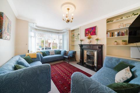 5 bedroom semi-detached house for sale, Worple Way, Harrow HA2