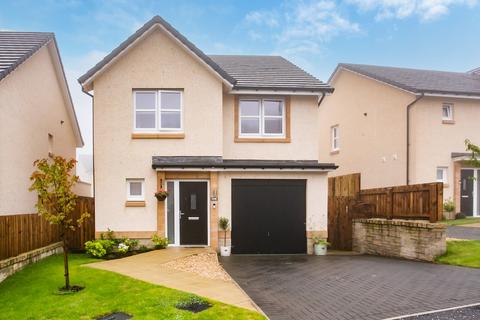 4 bedroom detached house for sale, Sarolea Crescent, Penicuik, EH26