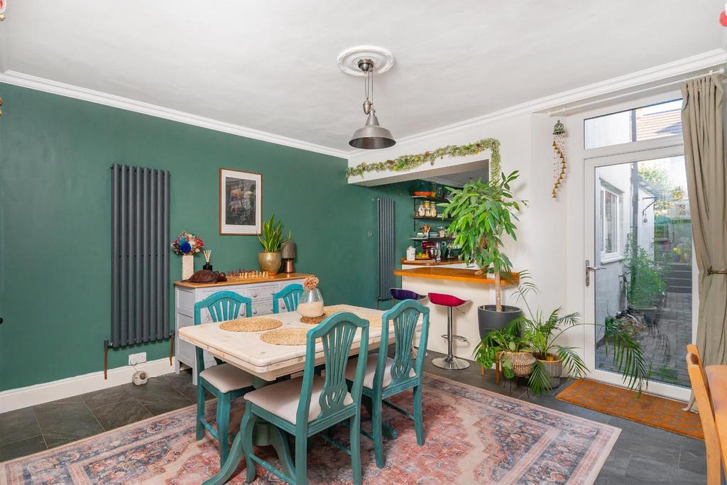 TEERTSACENES72 - Dining Room C.jpg