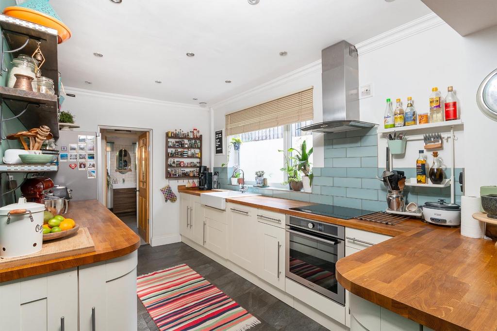 TEERTSACENES72 - Kitchen B.jpg