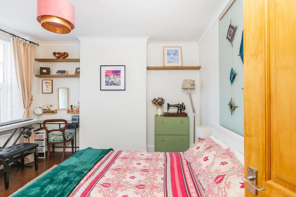 TEERTSACENES72 - Bedroom F.jpg
