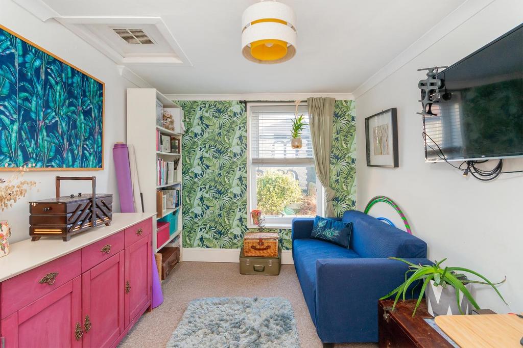 TEERTSACENES72 - Bedroom B.jpg