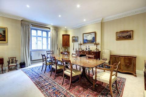 3 bedroom flat for sale, St. James's Chambers, Ryder Street,, London, SW1Y