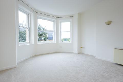 2 bedroom flat for sale, Clifton Gardens, Folkestone, CT20