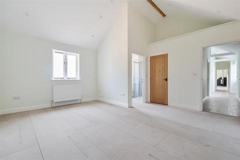 3 bedroom barn conversion for sale, Longdowns, Penryn