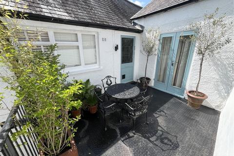 undefined, Stunning Two Bedroom Flat in Wells, Somerset