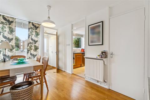 2 bedroom house for sale, Hunter Close, SW12