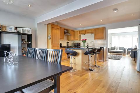 37 Burnside, Sawbridgeworth, CM21 0EP