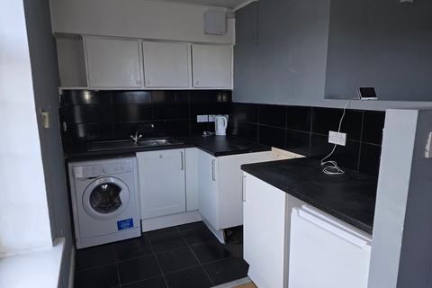 Studio to rent, Boundary Lane, Welwyn Garden City, AL7