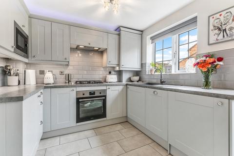 16 Hubbard Close, Whetstone, Leicester, LE8 6XT