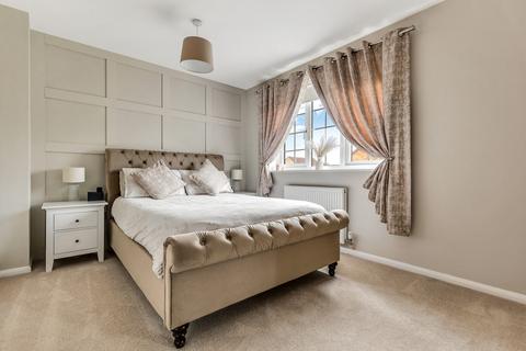 16 Hubbard Close, Whetstone, Leicester, LE8 6XT