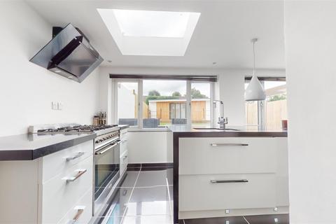 23 Balmoral Road, Keynsham, Bristol, BS31 1AN
