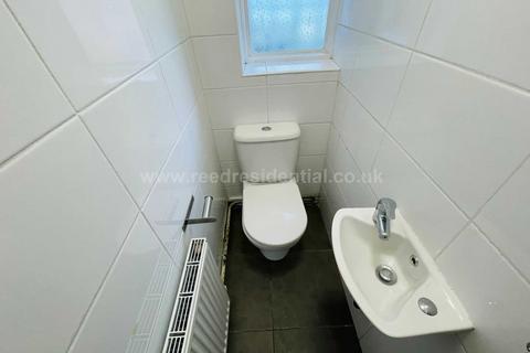 undefined, Arthur Avenue, Nottingham