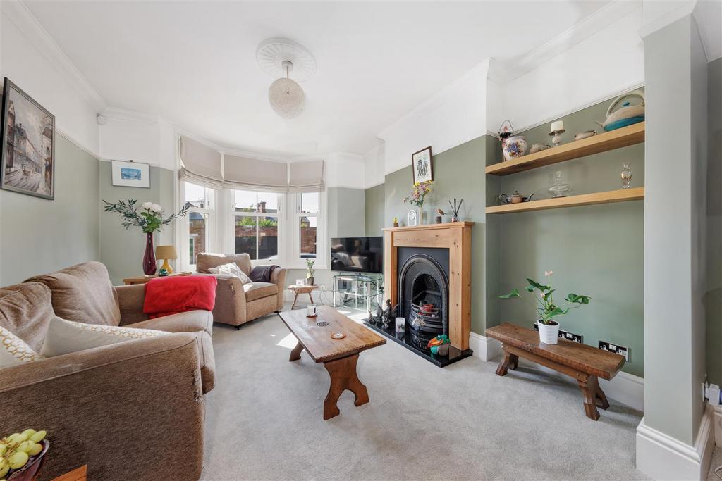 Waller Street, Leamington Spa 3 bed end of terrace house for sale £