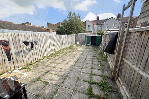 5 Beech Road, Luton, LU1 1DW