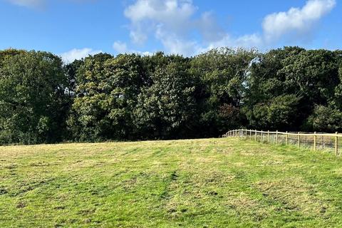 Farm land for sale, Crossway Stables set within approx 4.25 acres Greenway Road, Bonvilston, Cardiff