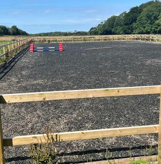 Farm land for sale, Crossway Stables set within approx 4.25 acres Greenway Road, Bonvilston, Cardiff