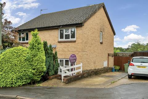 12 Ashbury Crescent, Guildford, GU4 7HG