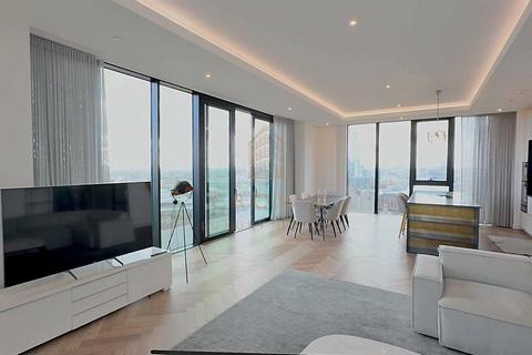 3 bedroom penthouse to rent, Gauging Square, London E1W