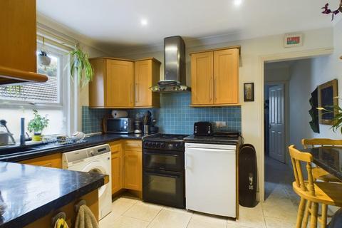 2 bedroom flat for sale, Bear Road, Brighton