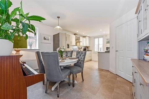 3 bedroom detached house for sale, Hamilton Way, Westhampnett, Chichester