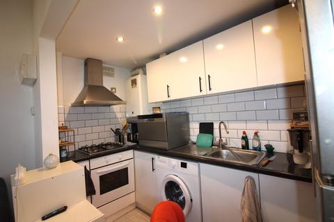 1 bedroom flat to rent, Longley Road, Tooting, London