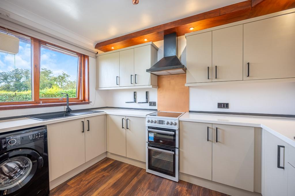 Elm Street, Errol, Perthshire, PH2... 2 bed semidetached bungalow for