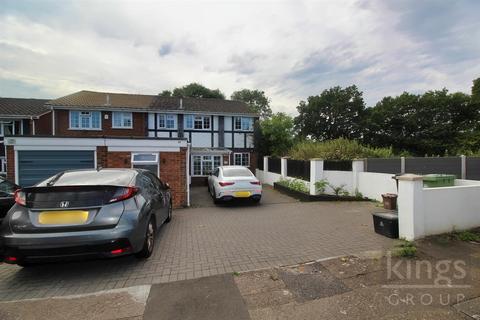 4 bedroom semi-detached house for sale, Dickson, Cheshunt, Waltham Cross